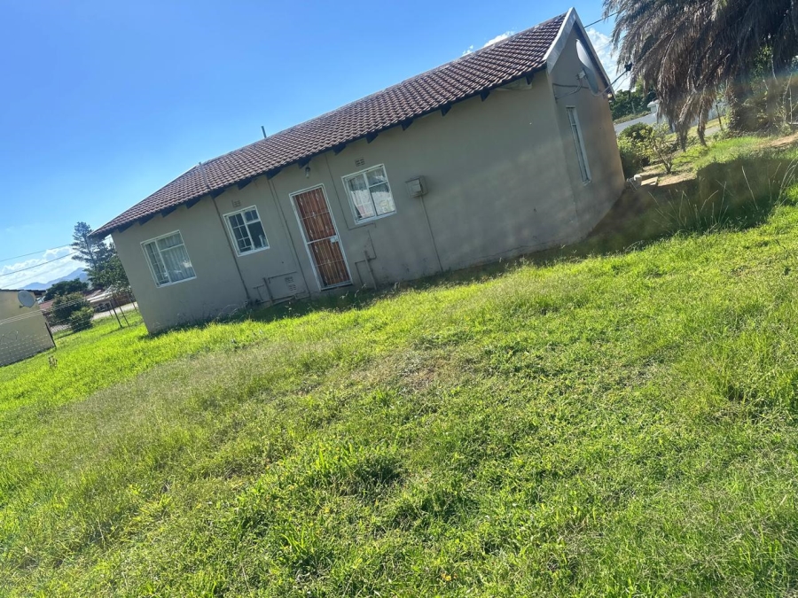 3 Bedroom Property for Sale in Ezibeleni Eastern Cape